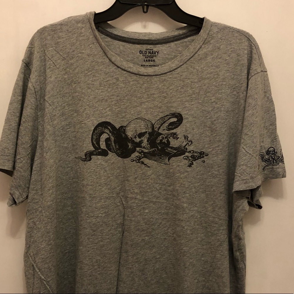 Old Navy Short-sleeve T-shirt, size L